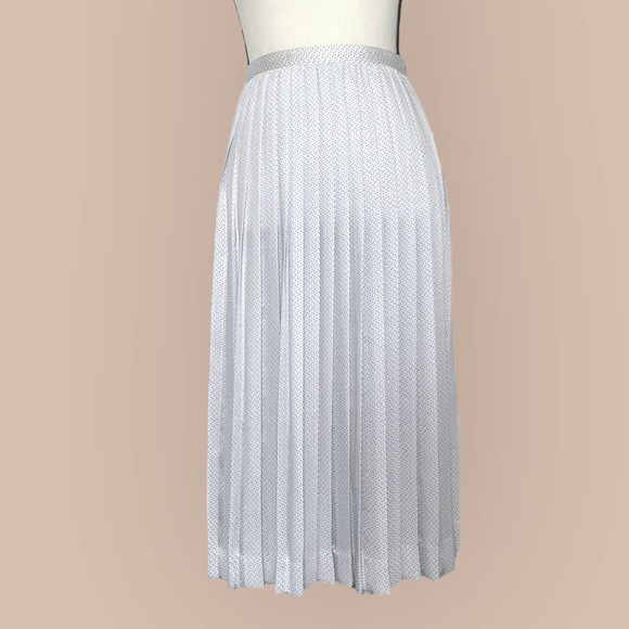 Vintage 80’s Polka Dot Pleated Skirt | Liz Claiborne size 6 - Picture 1 of 7